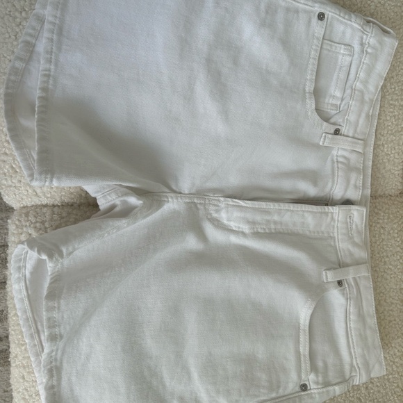 Jean shorts never worn - Picture 2 of 2